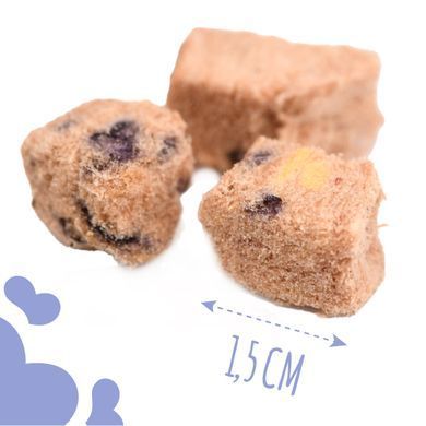 Лакомство для собак от 3-х месяцев Mavsy freeze dried TURKEY SOUFFL&Eacute; WITH BLUEBERRIES суфле из индейки и черникой, 50 г